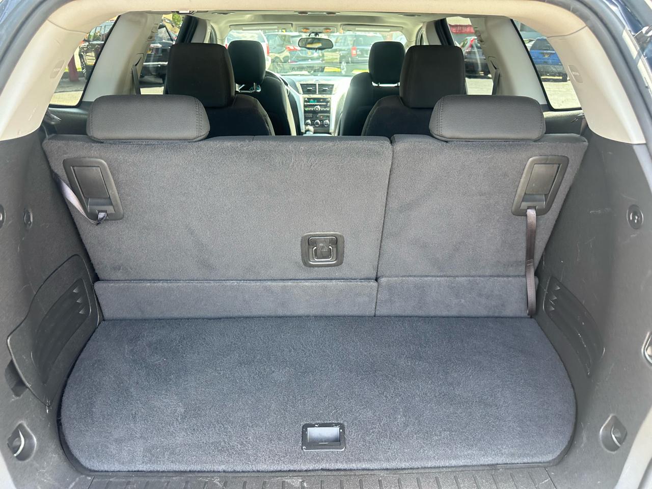 Chevrolet Traverse FWD 4dr LT w/1LT 2011