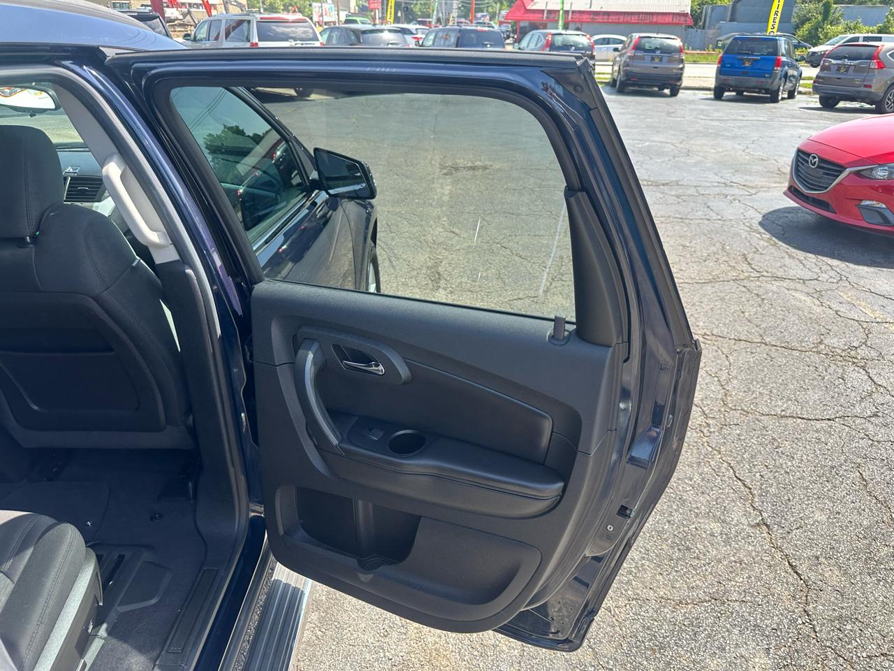 Chevrolet Traverse FWD 4dr LT w/1LT 2011
