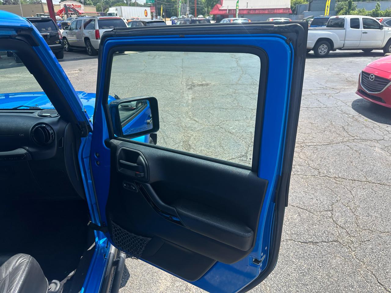 Jeep Wrangler Unlimited 4WD 4dr Altitude 2015