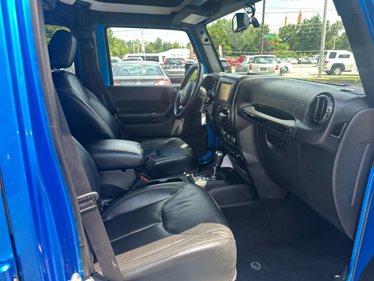 Jeep Wrangler Unlimited 4WD 4dr Altitude 2015