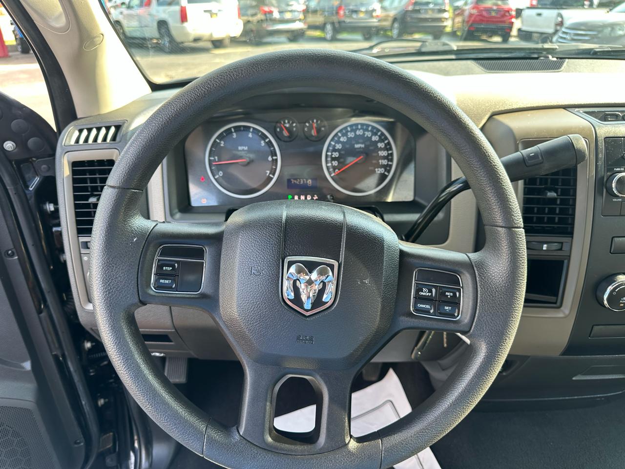 RAM 1500 2WD Reg Cab 120.5" Express 2012