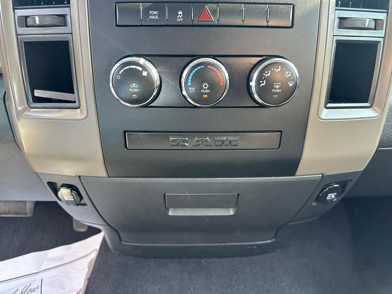 RAM 1500 2WD Reg Cab 120.5" Express 2012