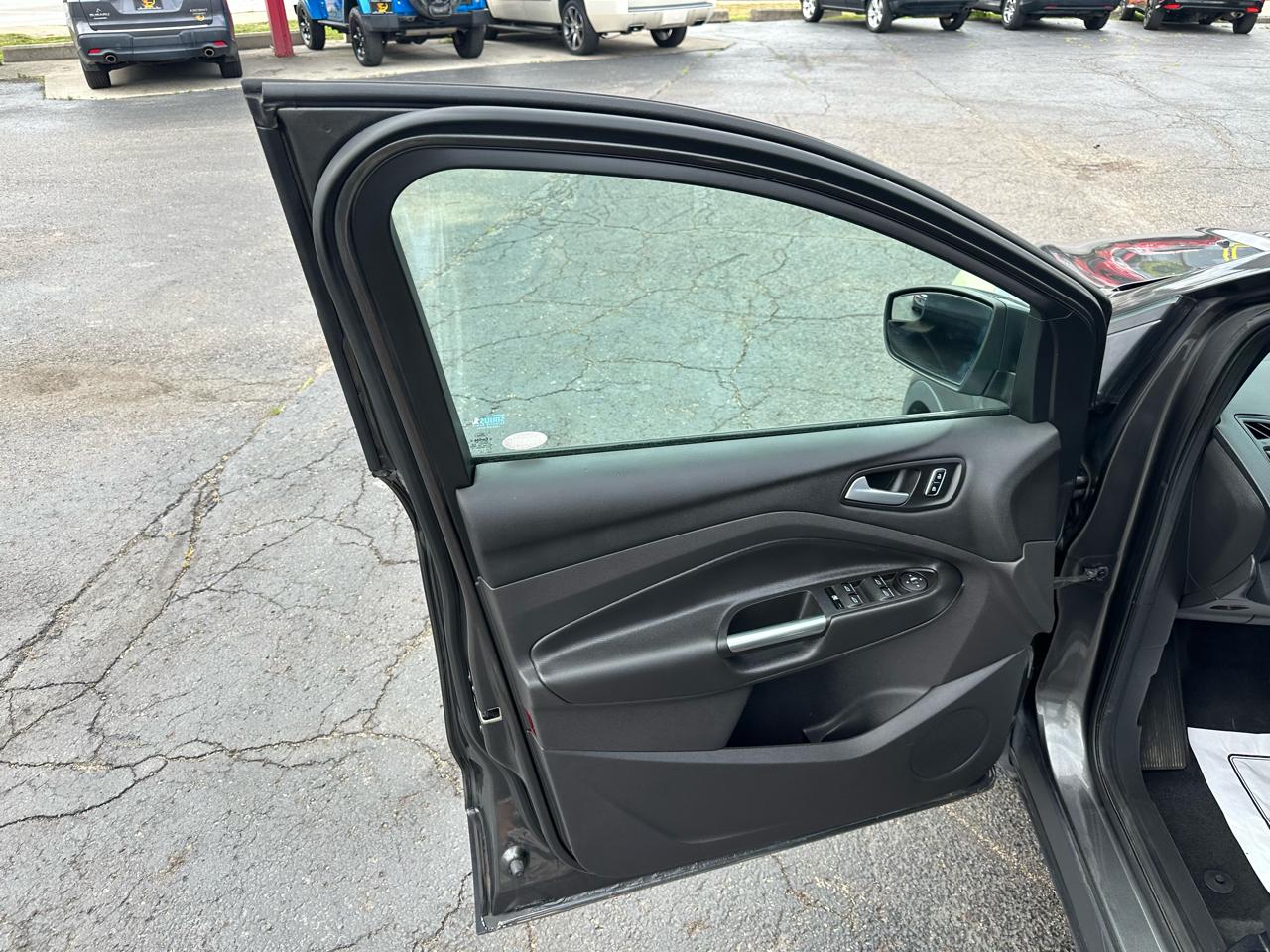 Ford Escape 4WD 4dr SE 2015