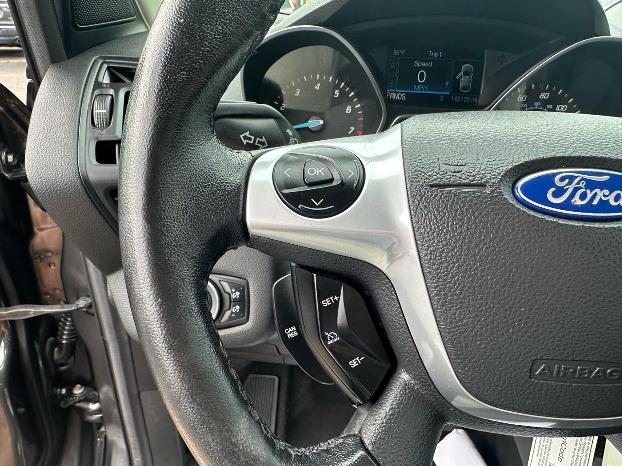 Ford Escape 4WD 4dr SE 2015