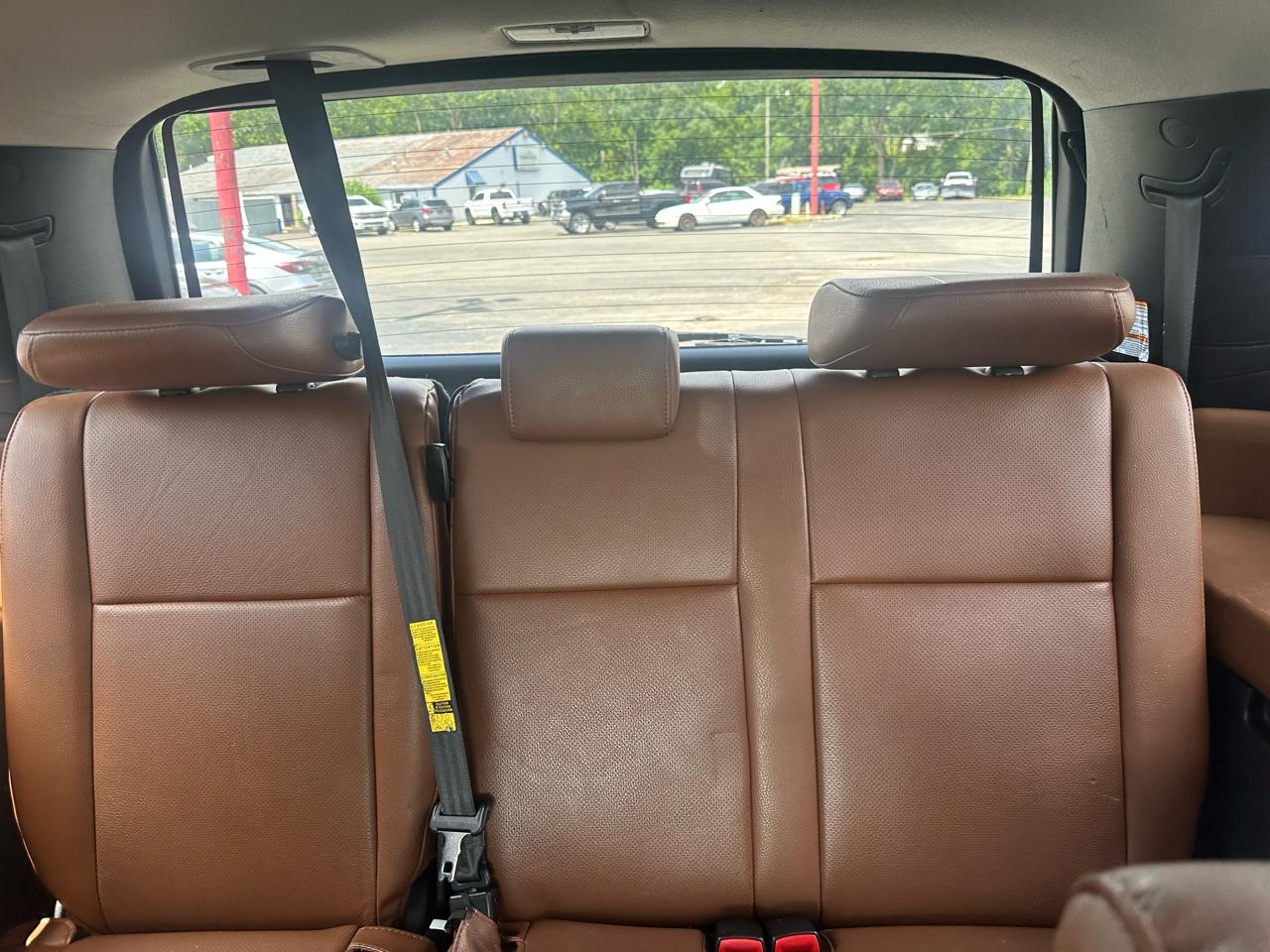 Toyota Sequoia 4WD 5.7L FFV Platinum (Natl) 2014