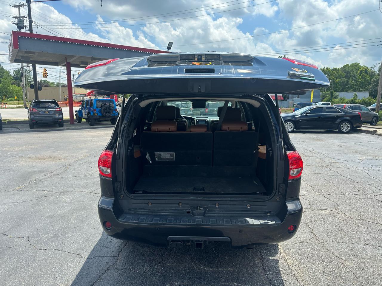 Toyota Sequoia 4WD 5.7L FFV Platinum (Natl) 2014