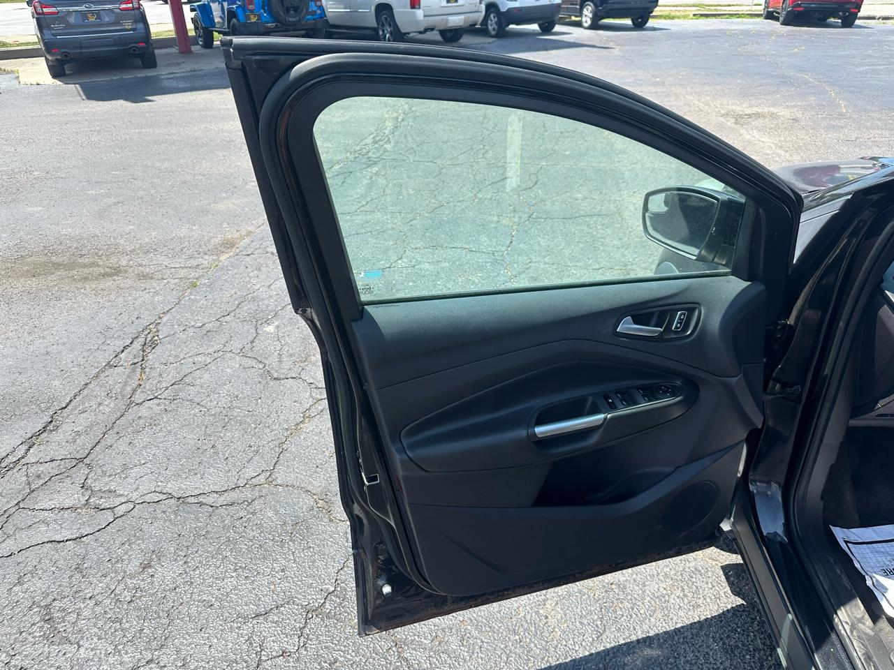 Ford Escape FWD 4dr SE 2014