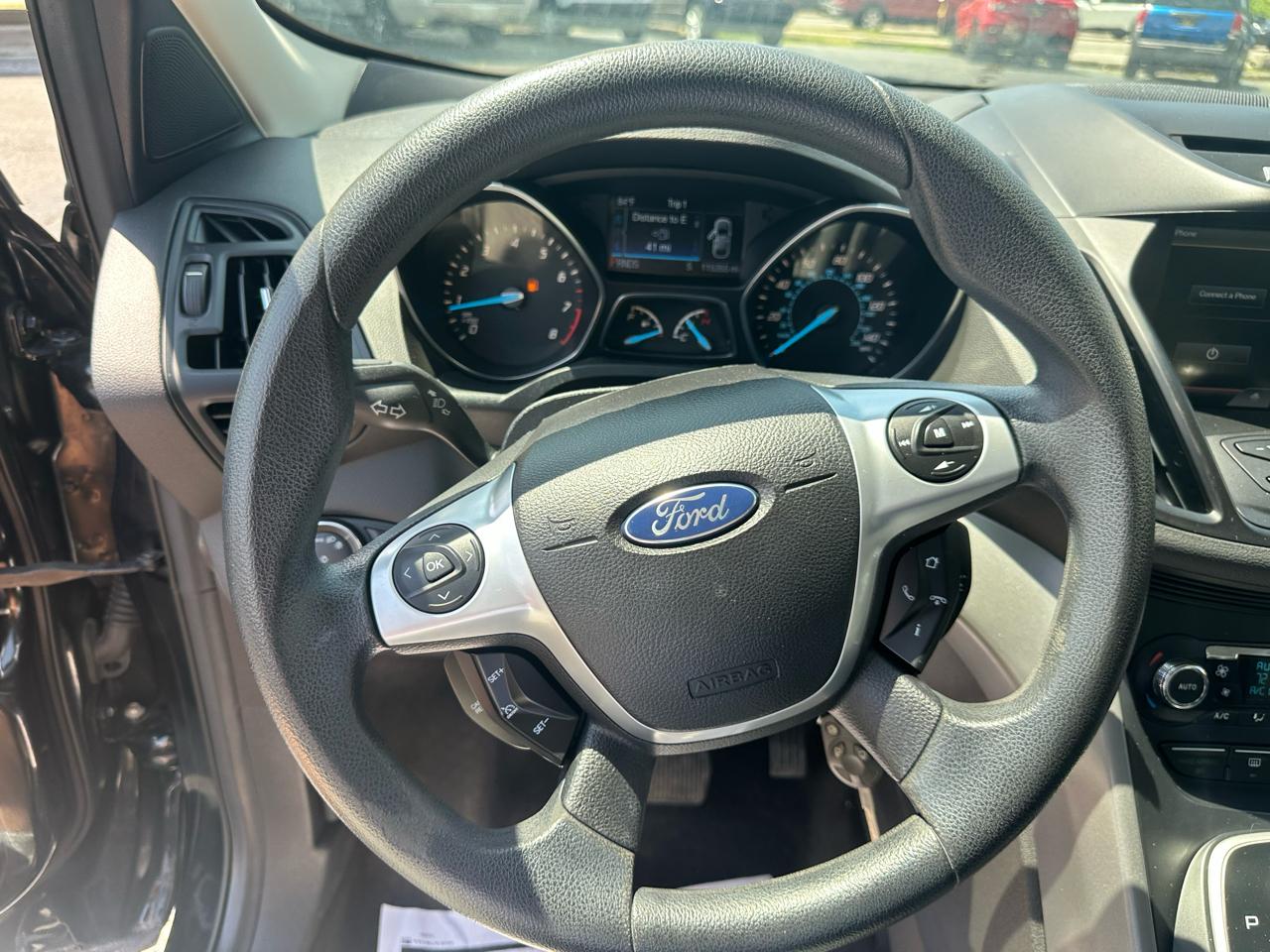 Ford Escape FWD 4dr SE 2014