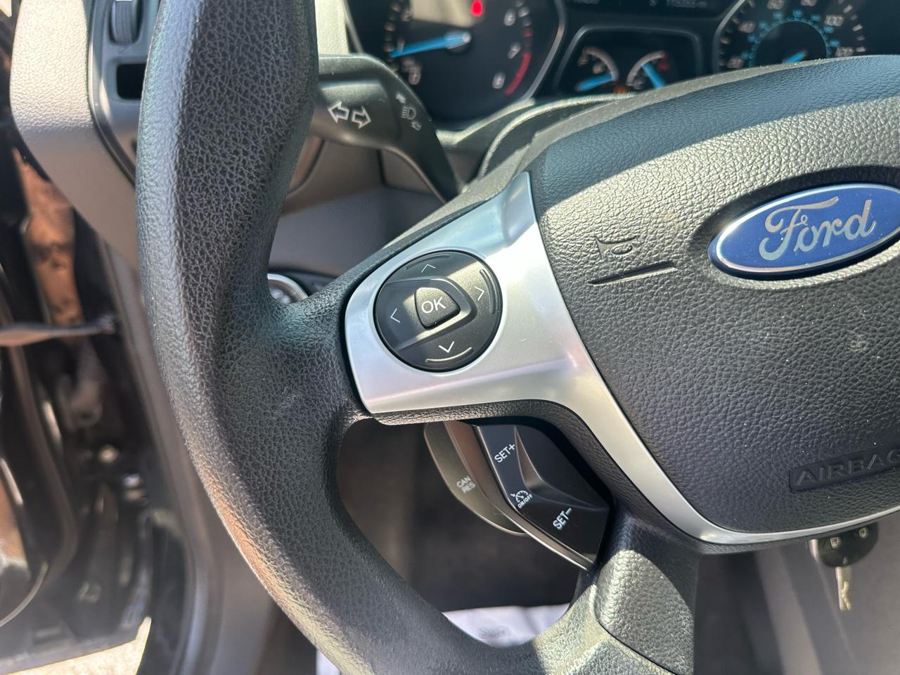 Ford Escape FWD 4dr SE 2014
