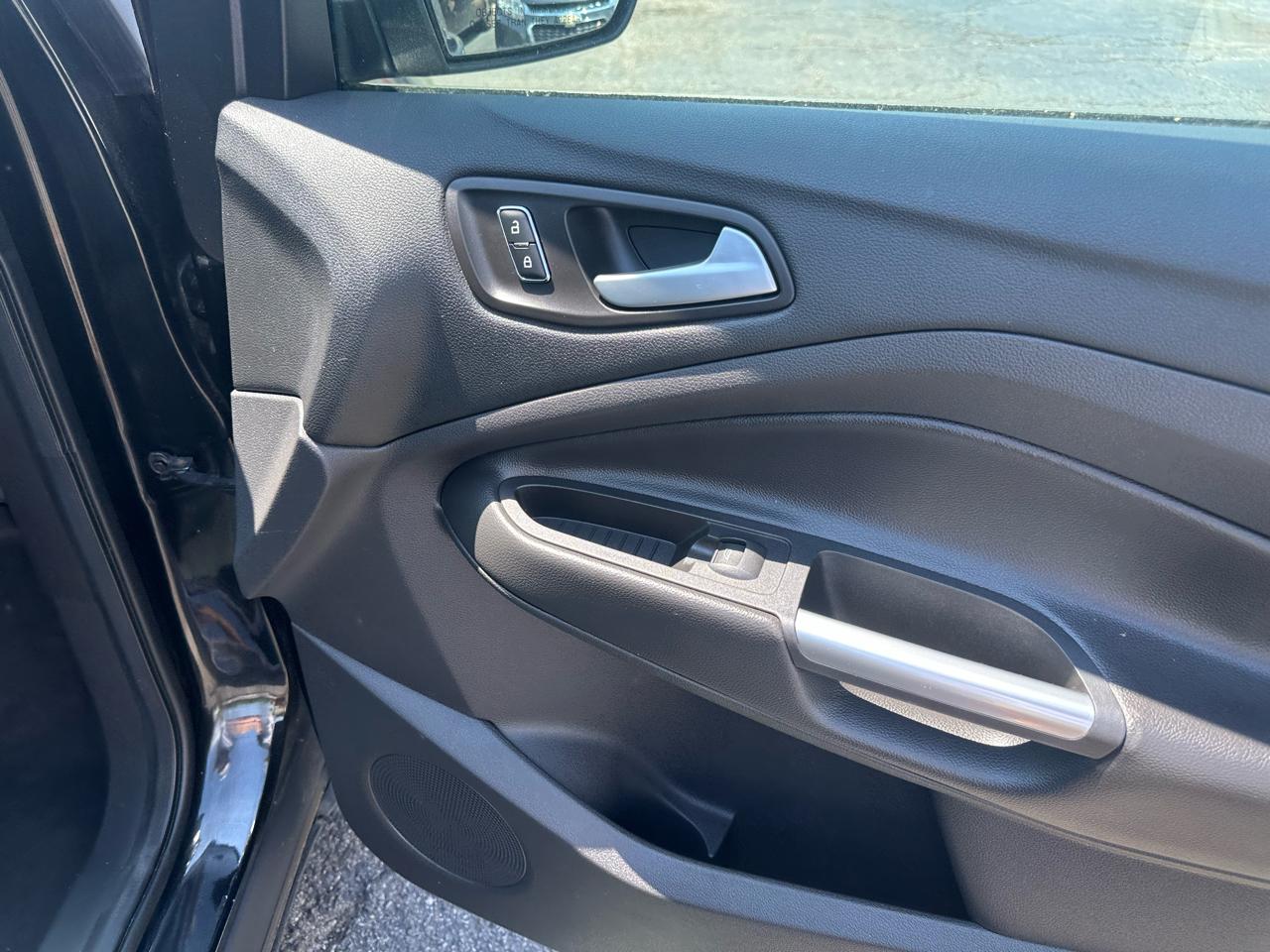Ford Escape FWD 4dr SE 2014