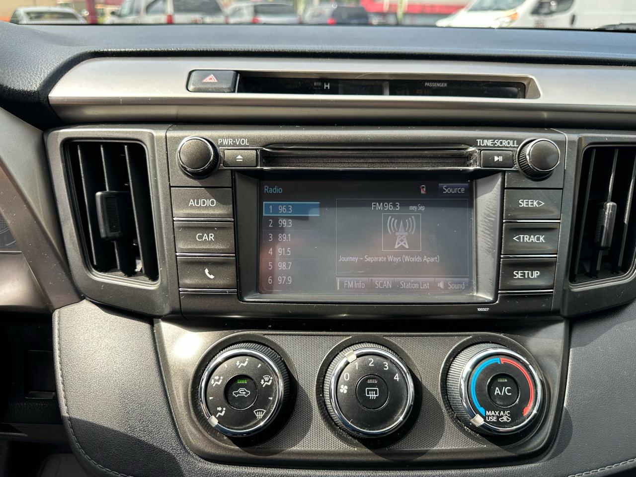 Toyota RAV4 FWD 4dr LE (Natl) 2015