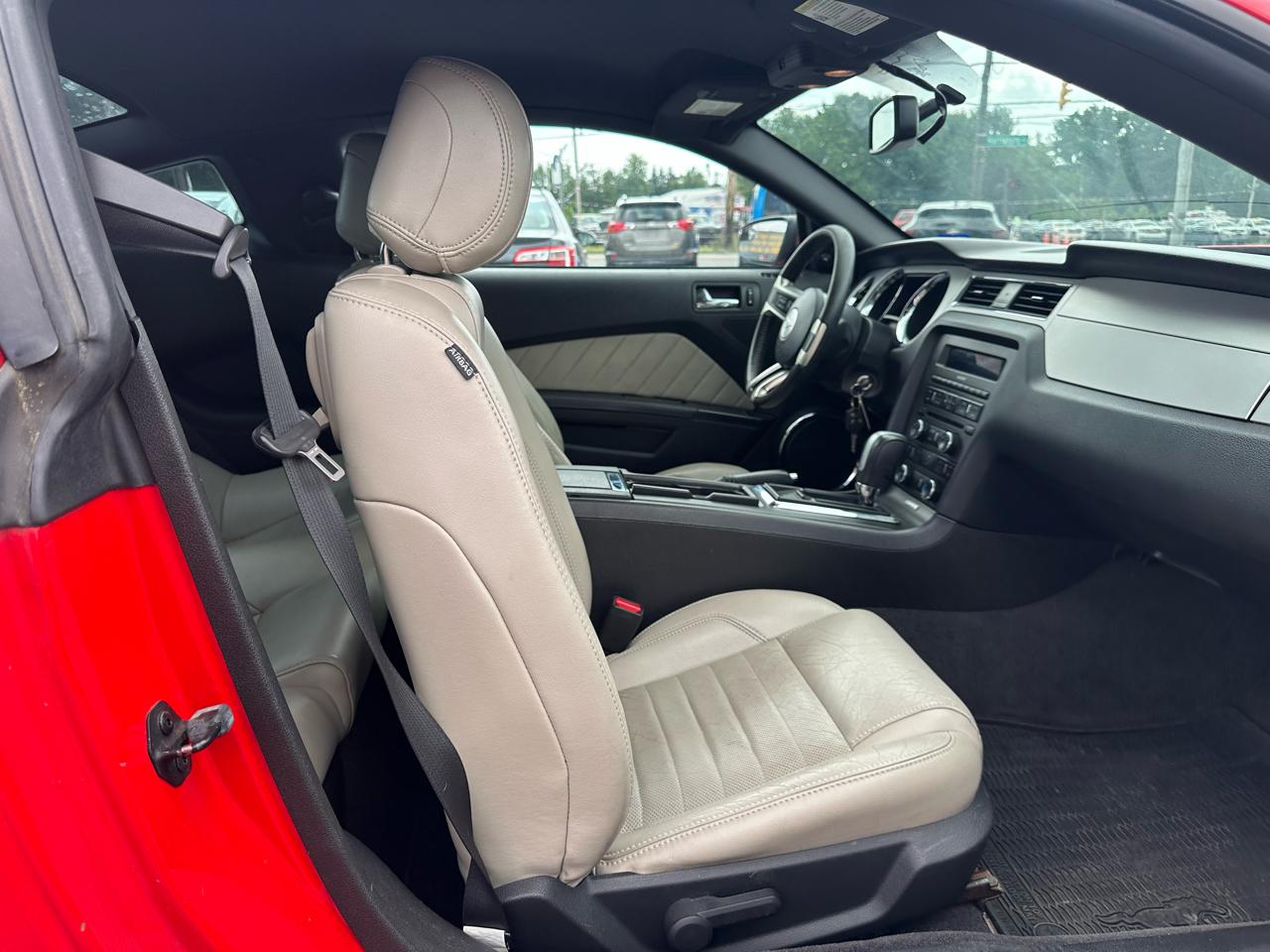 Ford Mustang 2dr Cpe V6 2013