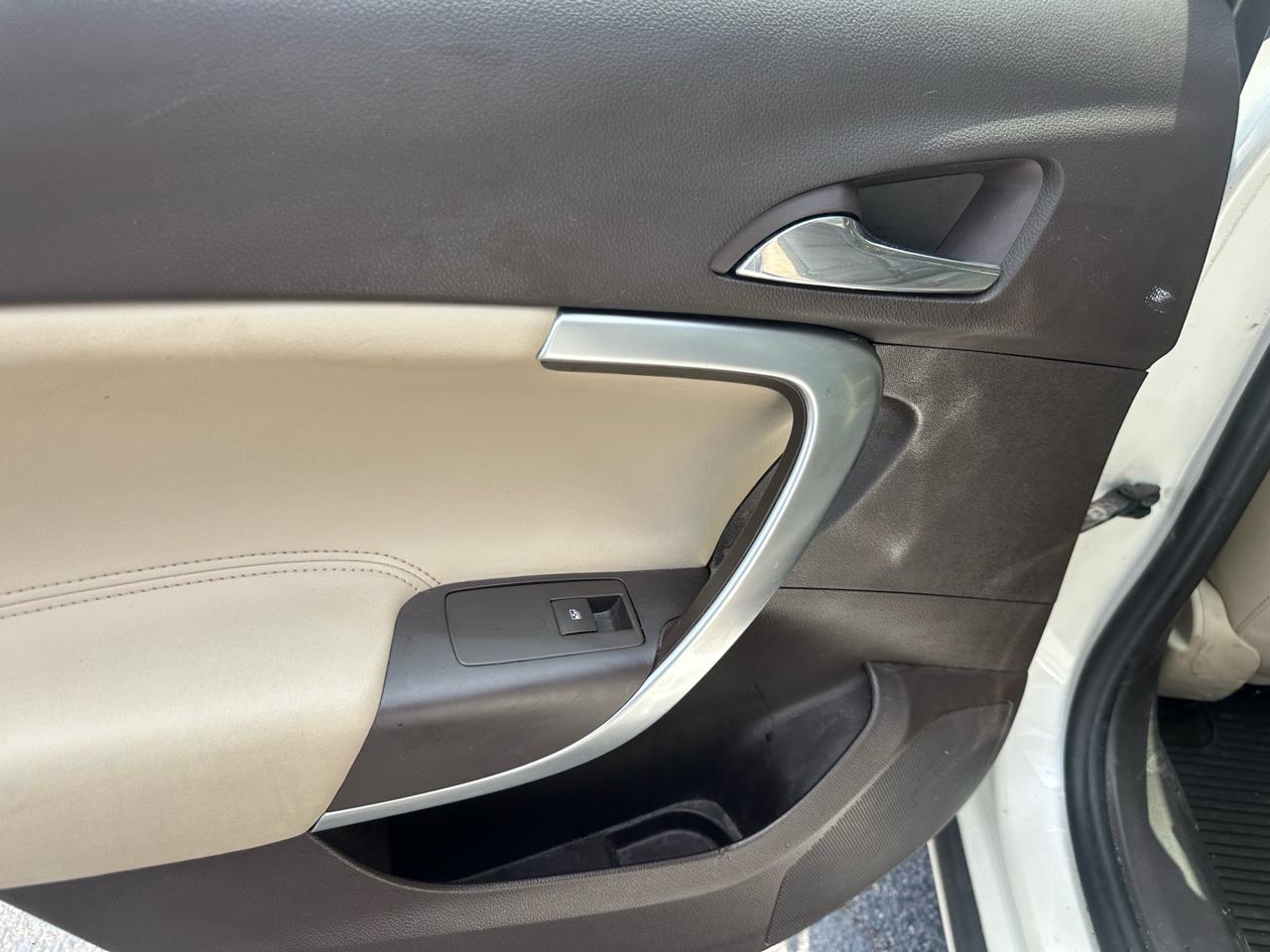Buick Regal 4dr Sdn Turbo Premium 1 2013