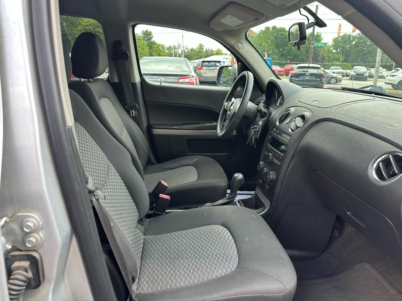 Chevrolet HHR FWD 4dr LS 2009