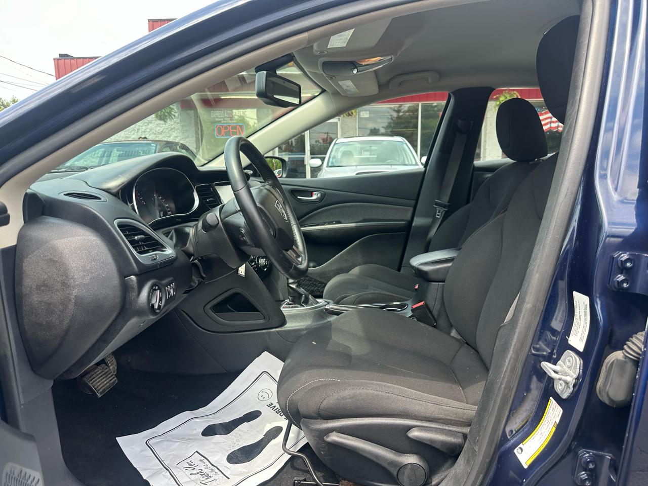 Dodge Dart 4dr Sdn SXT 2013