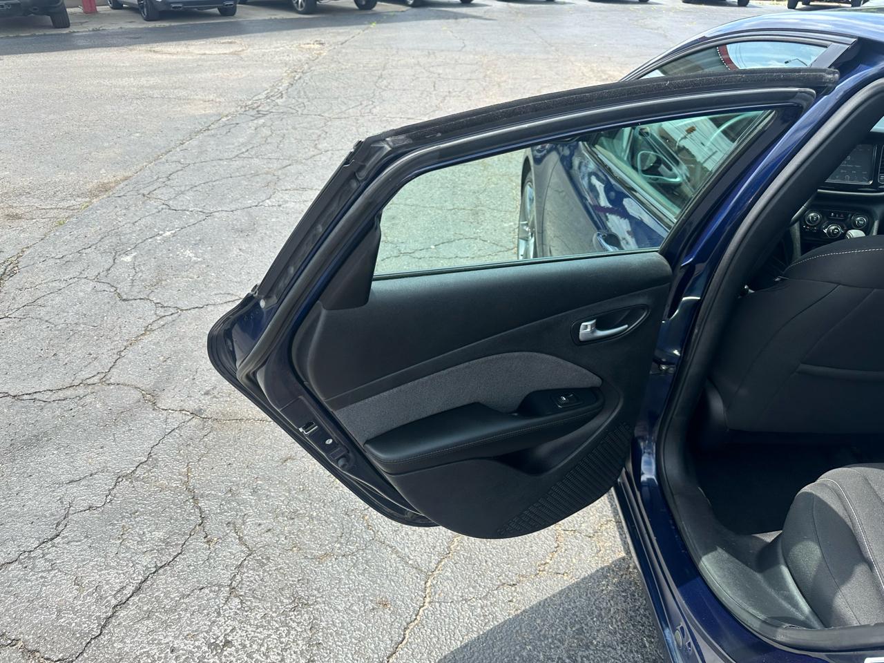 Dodge Dart 4dr Sdn SXT 2013