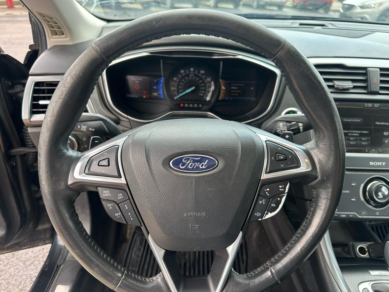 Ford Fusion 4dr Sdn Titanium FWD 2013