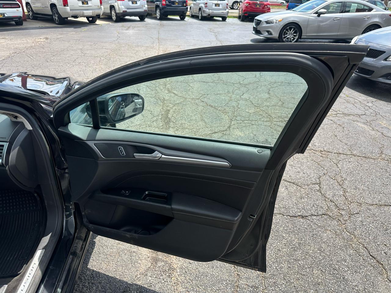 Ford Fusion 4dr Sdn Titanium FWD 2013