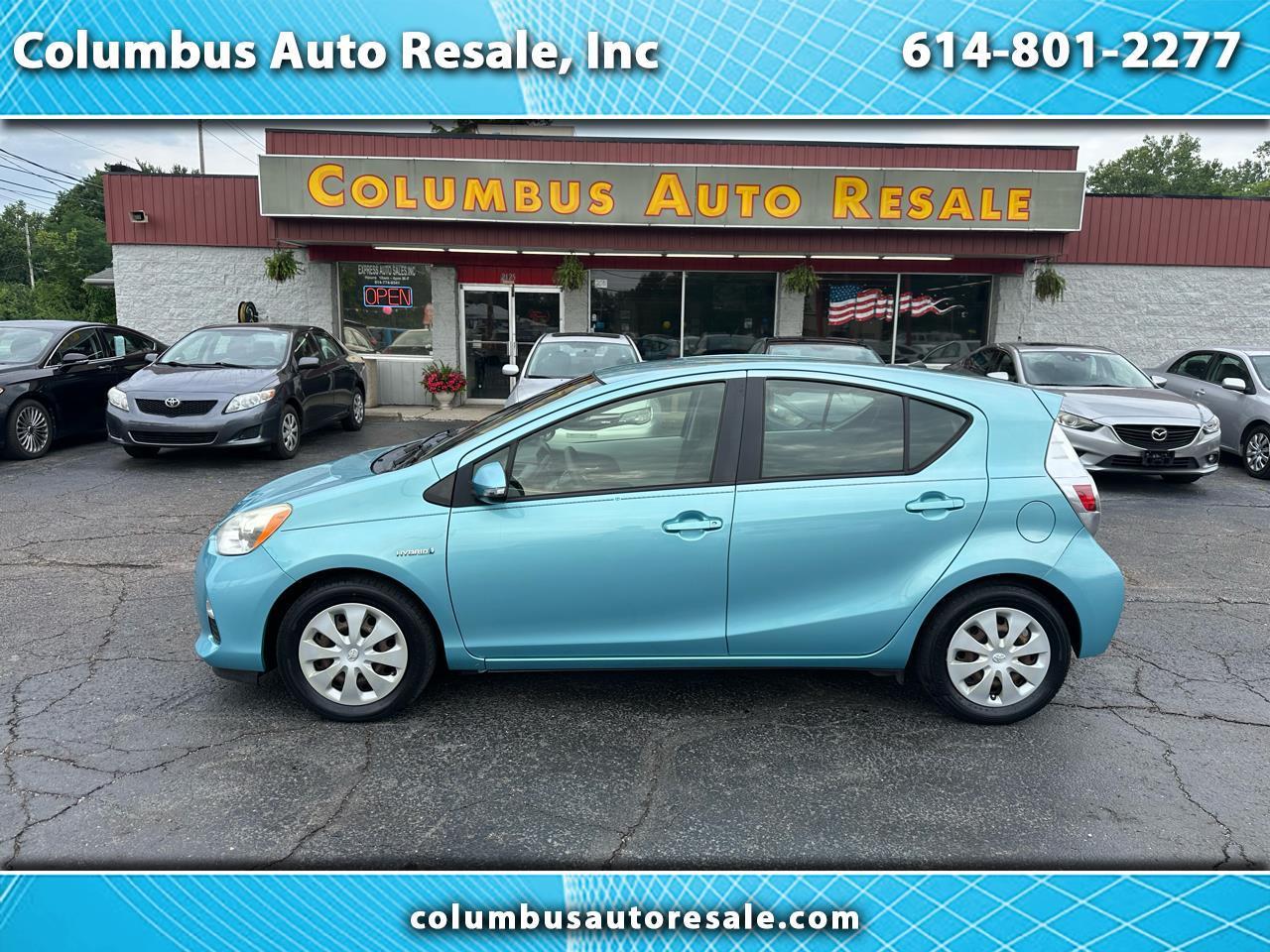 Toyota Prius c 5dr HB Three (Natl) 2013