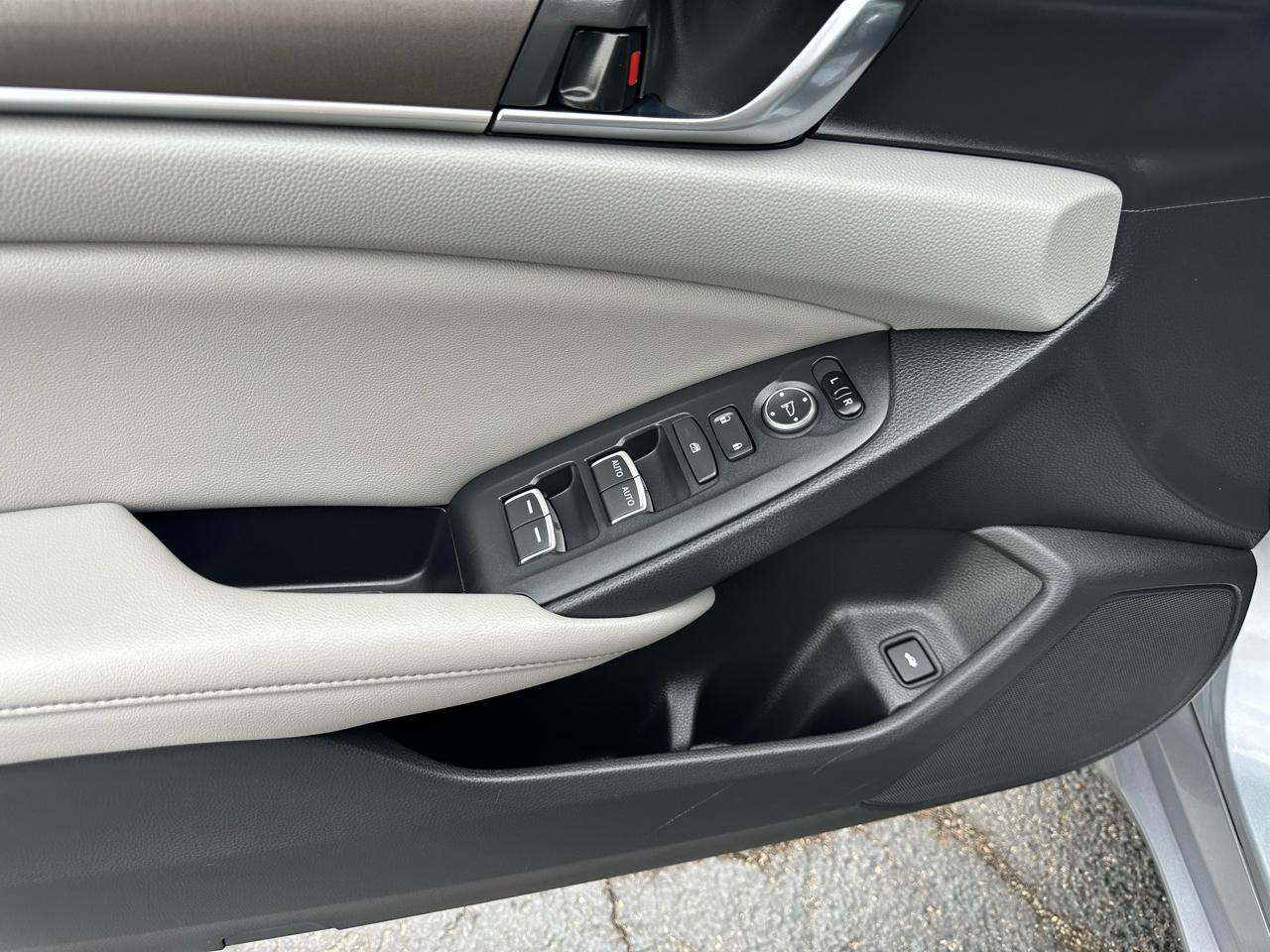 Honda Accord Sedan LX 1.5T CVT 2020