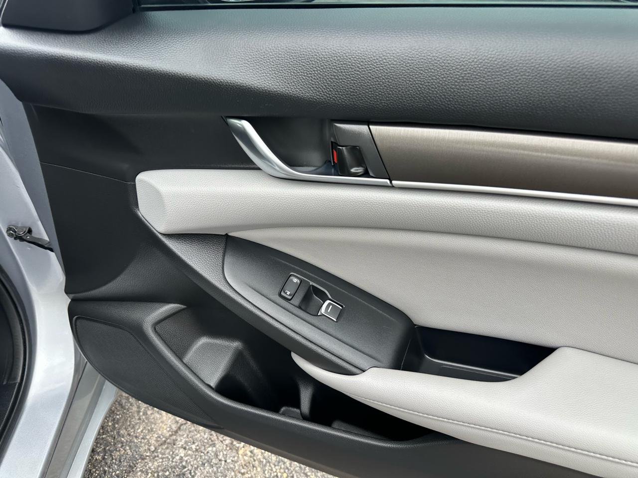 Honda Accord Sedan LX 1.5T CVT 2020