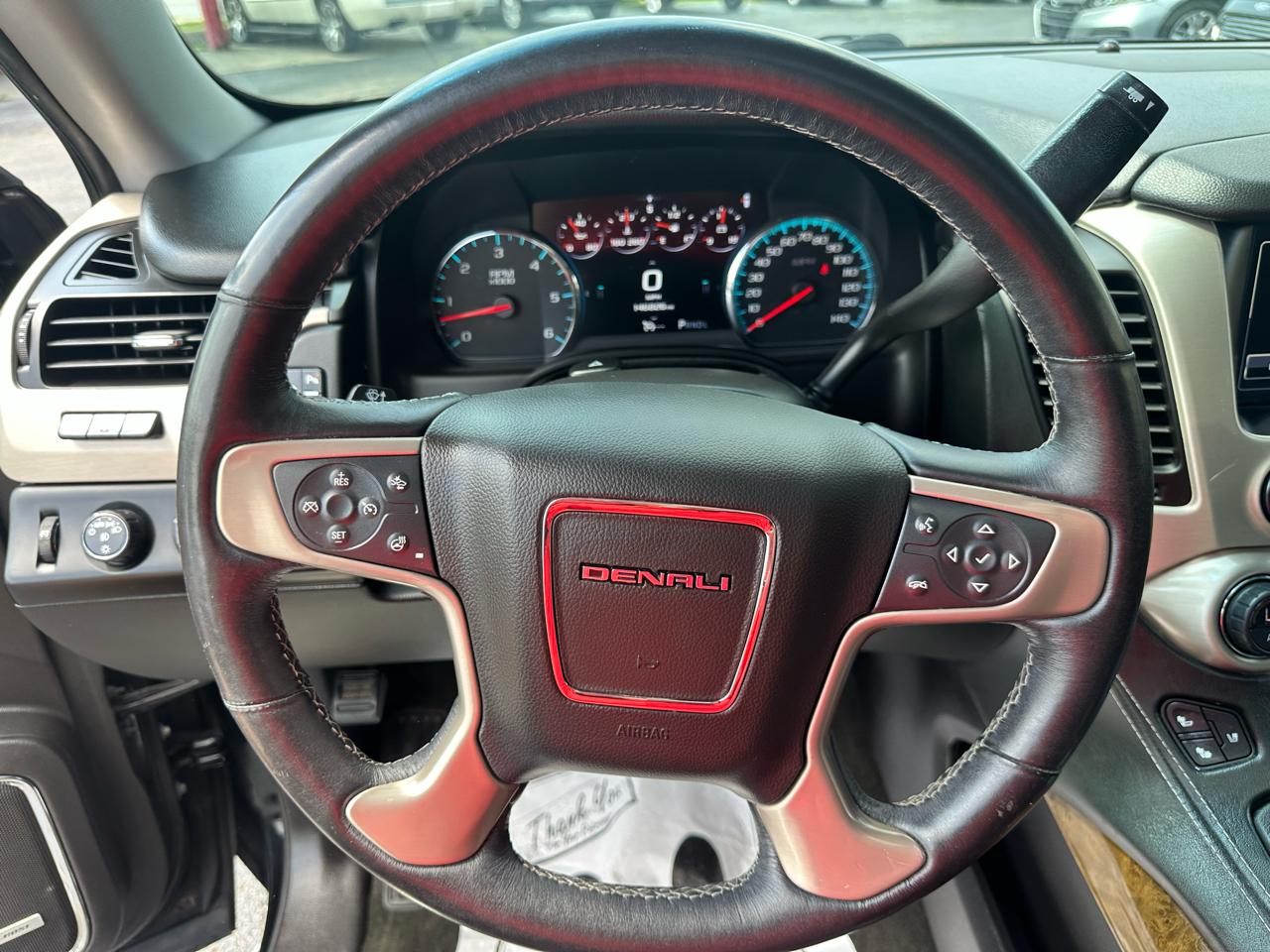GMC Yukon XL 4WD 4dr Denali 2017