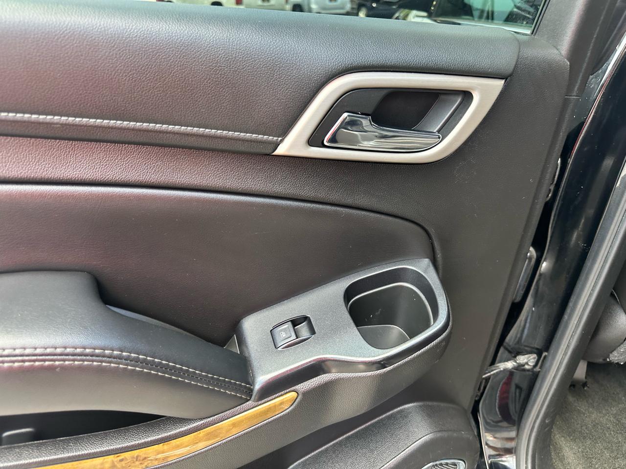 GMC Yukon XL 4WD 4dr Denali 2017