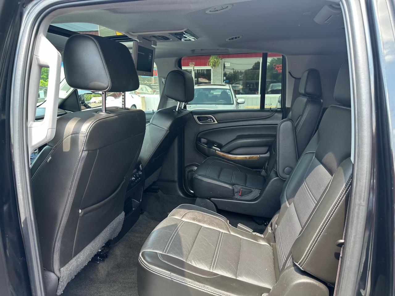 GMC Yukon XL 4WD 4dr Denali 2017