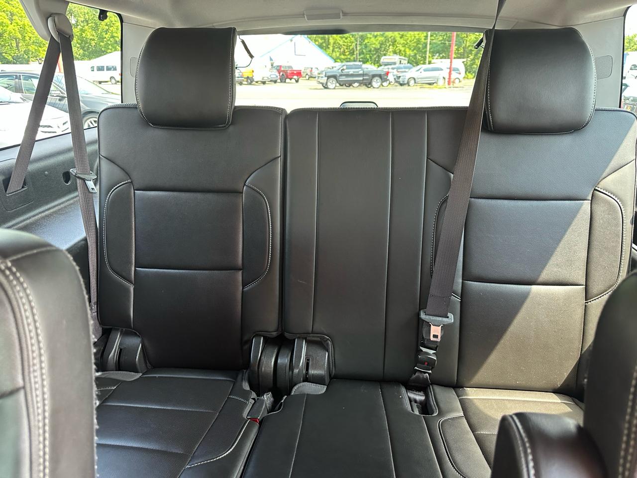 GMC Yukon XL 4WD 4dr Denali 2017