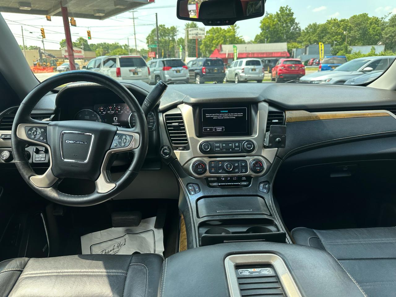 GMC Yukon XL 4WD 4dr Denali 2017
