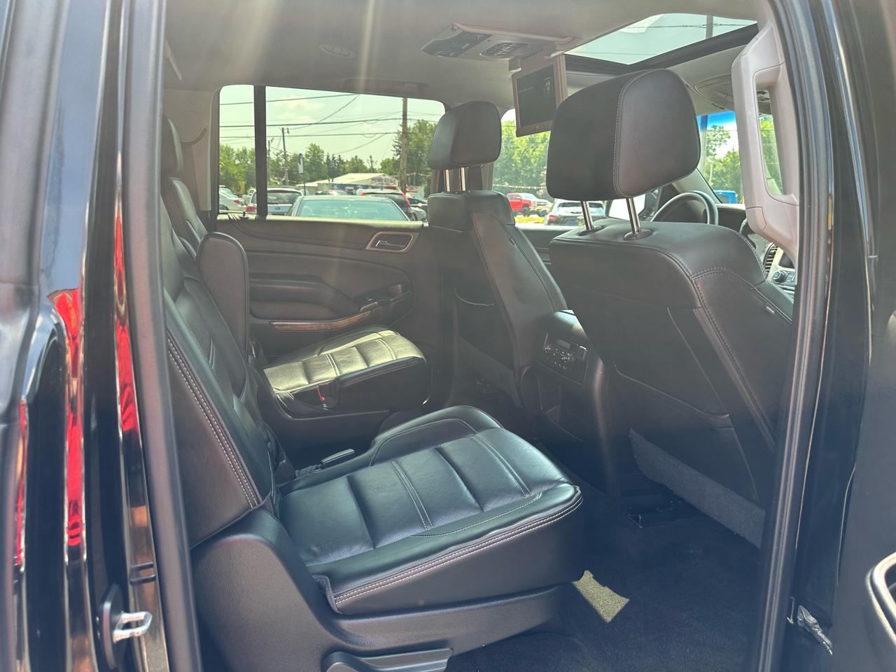 GMC Yukon XL 4WD 4dr Denali 2017