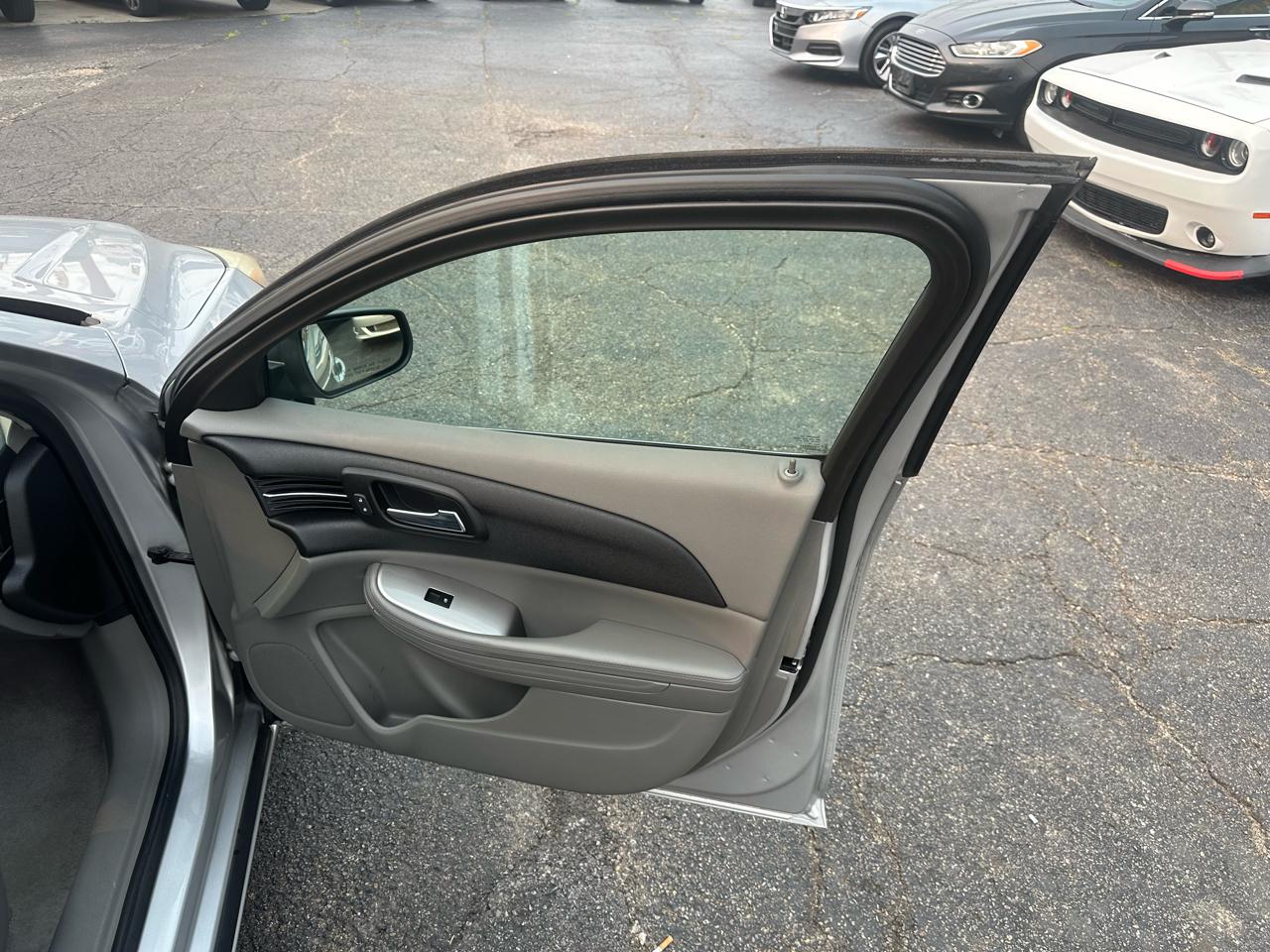 Chevrolet Malibu 4dr Sdn LS w/1LS 2014
