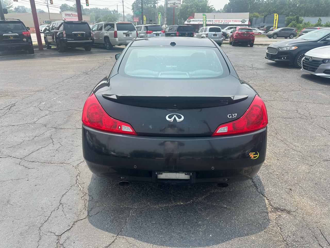 Infiniti G37 Coupe 2dr Journey RWD 2010