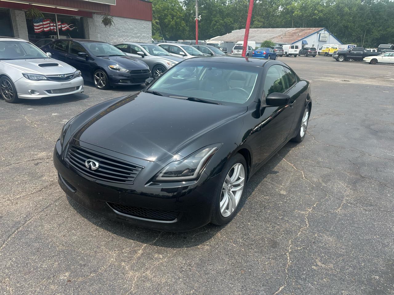 Infiniti G37 Coupe 2dr Journey RWD 2010