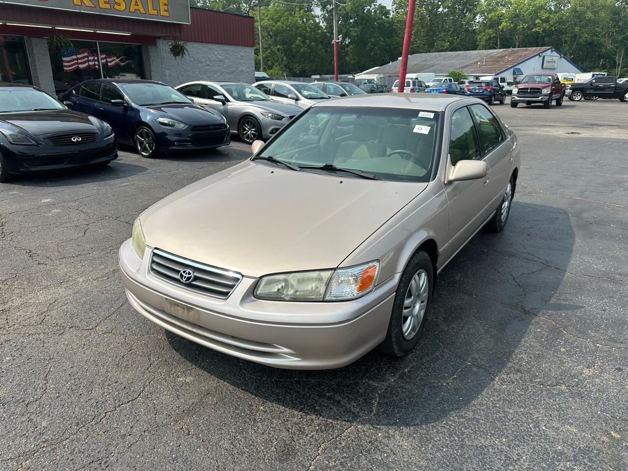 Toyota Camry 4dr Sdn XLE Auto (Natl) 2001