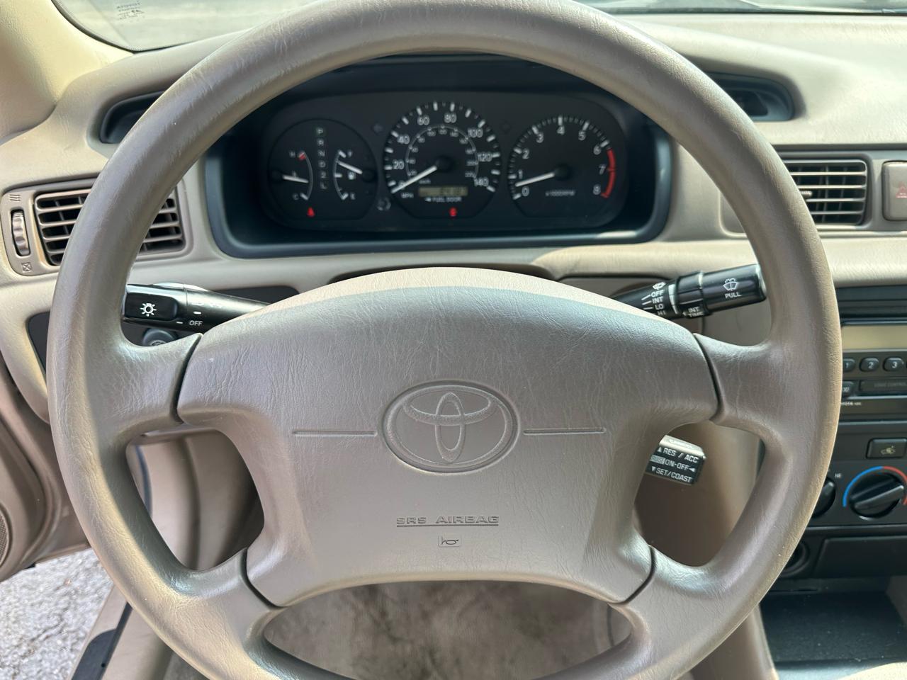 Toyota Camry 4dr Sdn XLE Auto (Natl) 2001
