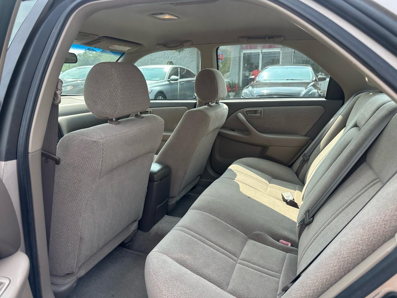 Toyota Camry 4dr Sdn XLE Auto (Natl) 2001