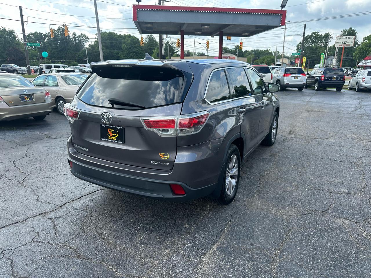 Toyota Highlander AWD 4dr V6 XLE (Natl) 2015