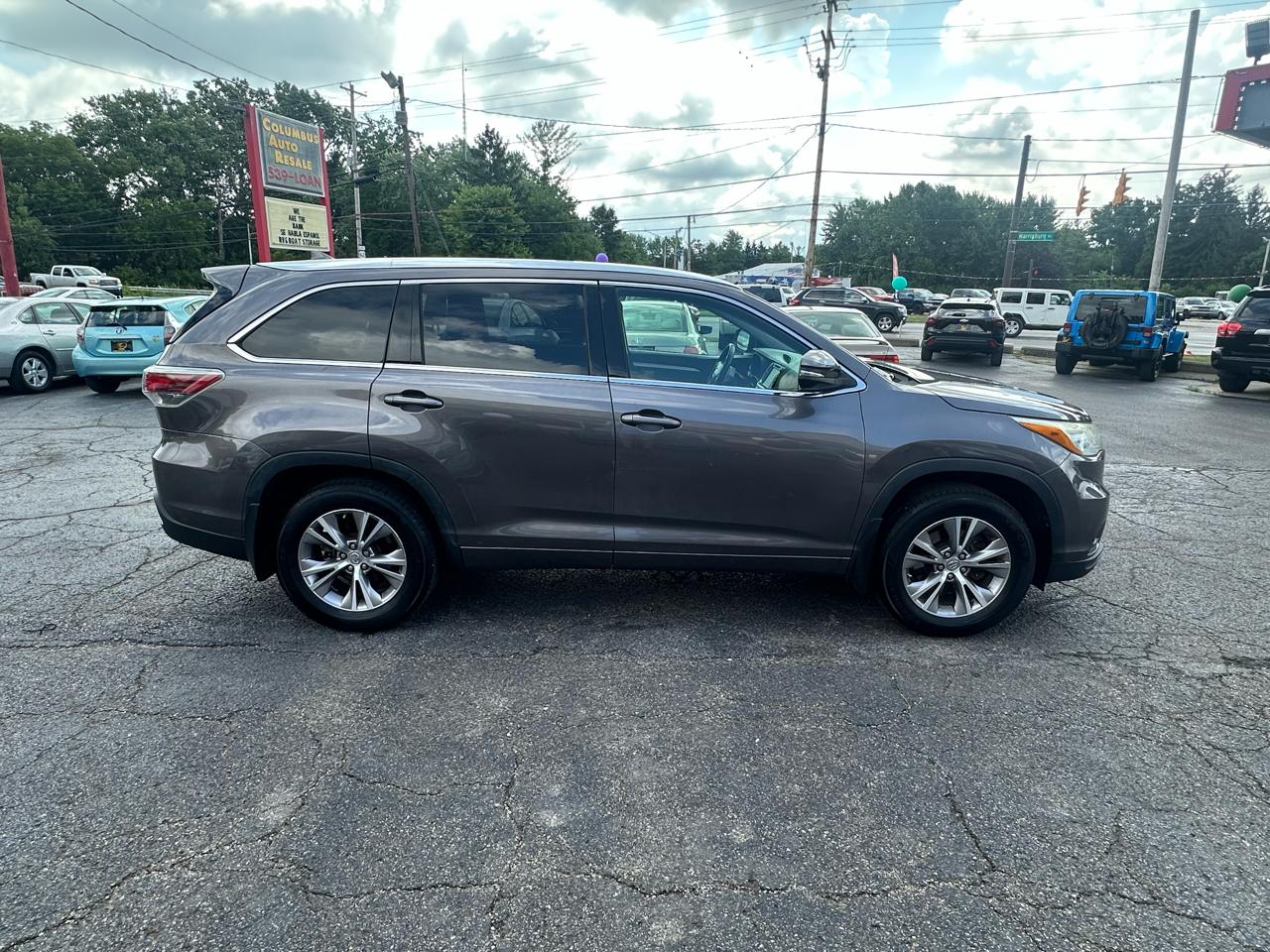 Toyota Highlander AWD 4dr V6 XLE (Natl) 2015