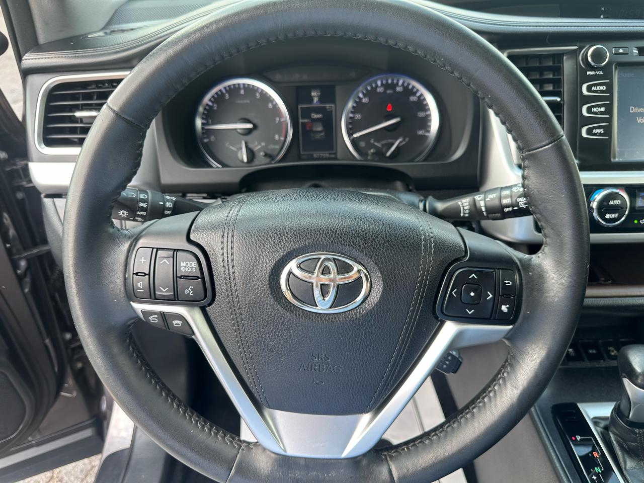 Toyota Highlander AWD 4dr V6 XLE (Natl) 2015