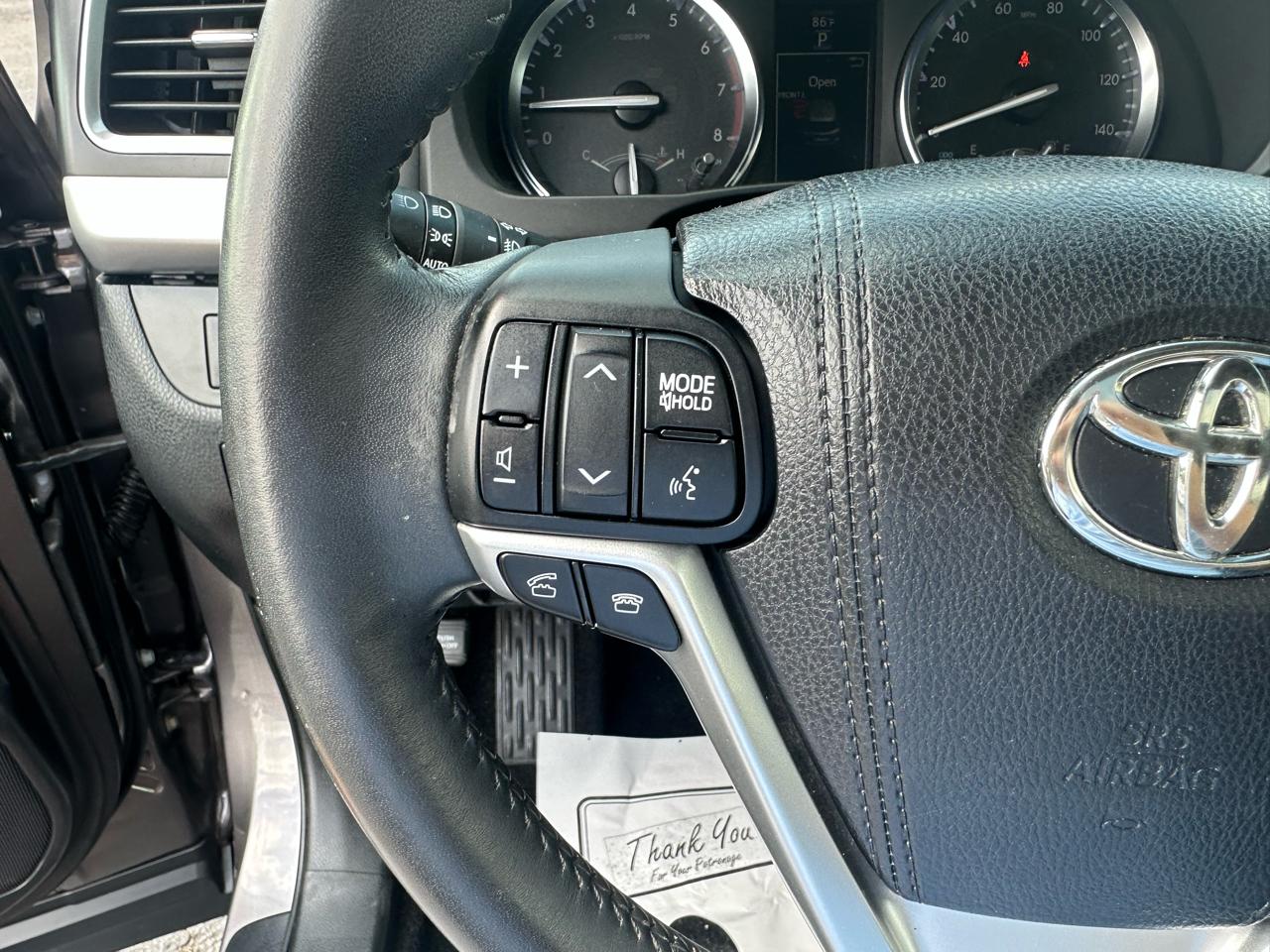 Toyota Highlander AWD 4dr V6 XLE (Natl) 2015