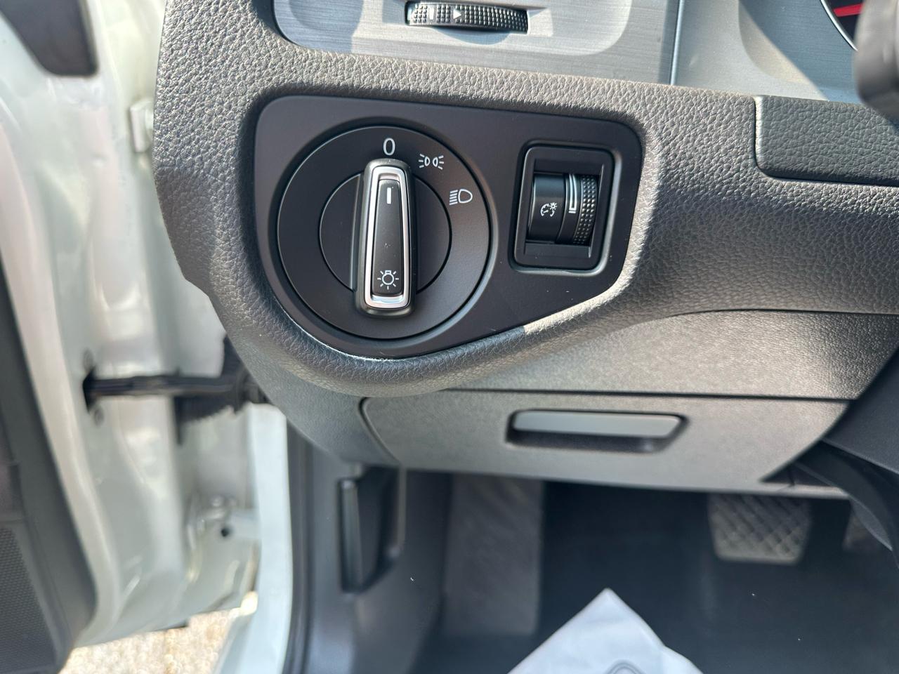 Volkswagen Golf 4dr HB Auto TSI S 2016