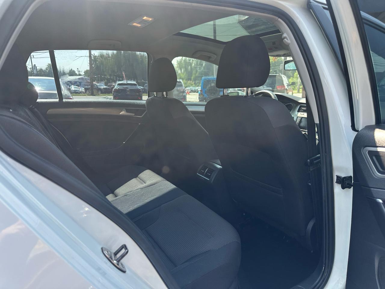 Volkswagen Golf 4dr HB Auto TSI S 2016