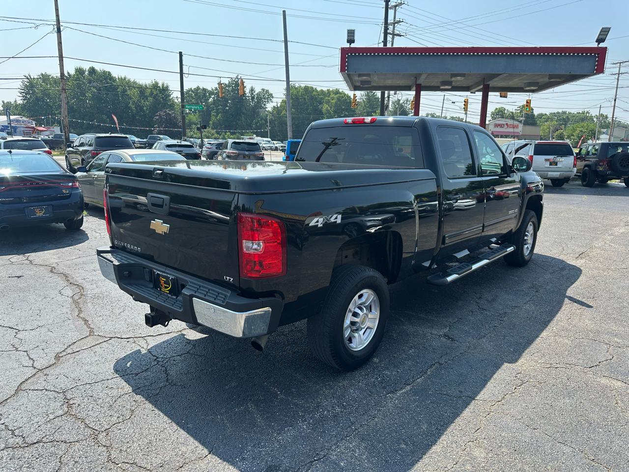 Chevrolet Silverado 2500HD 4WD Crew Cab 153" LTZ 2010