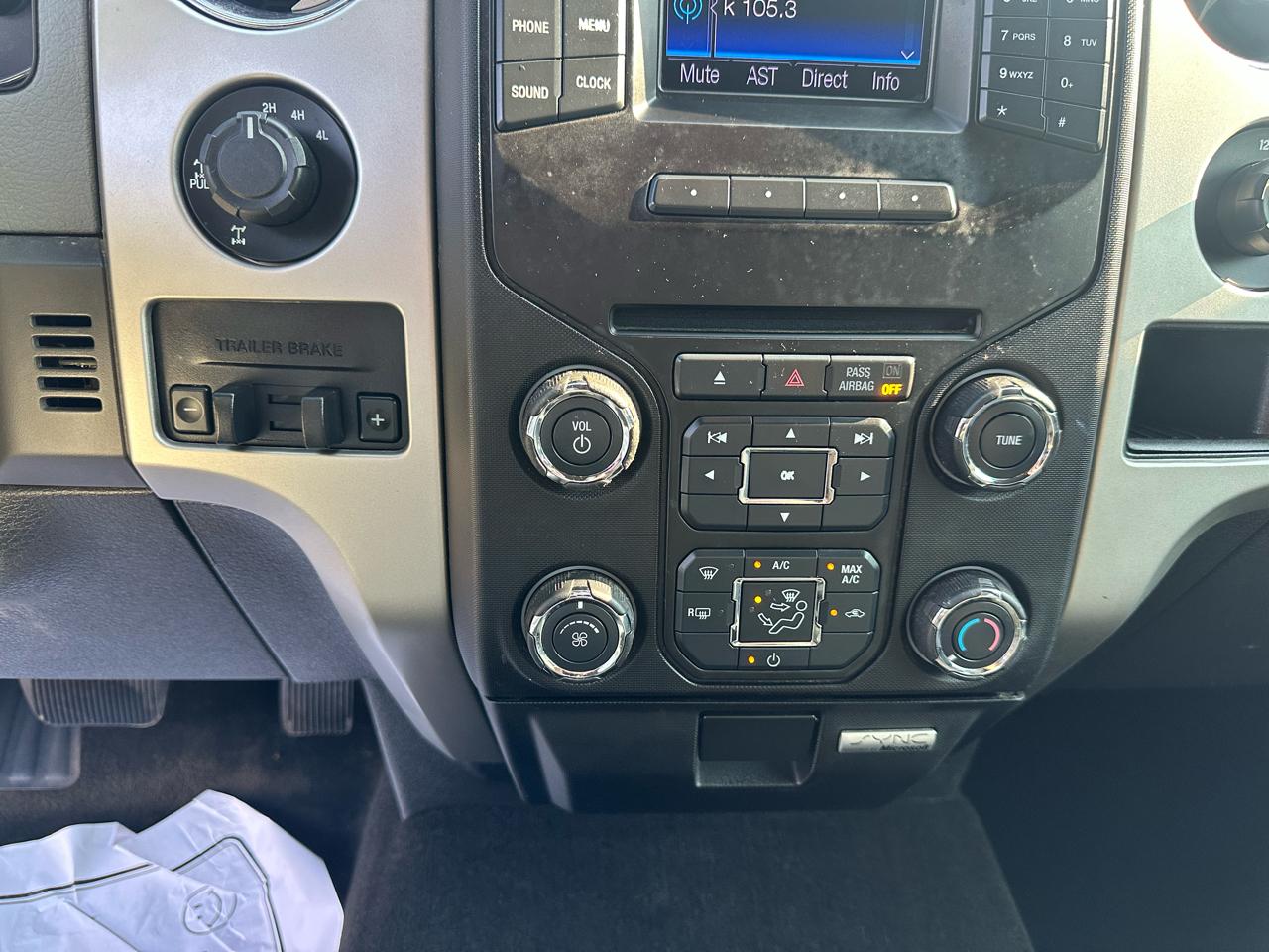 Ford F-150 4WD SuperCrew 145" Platinum 2013