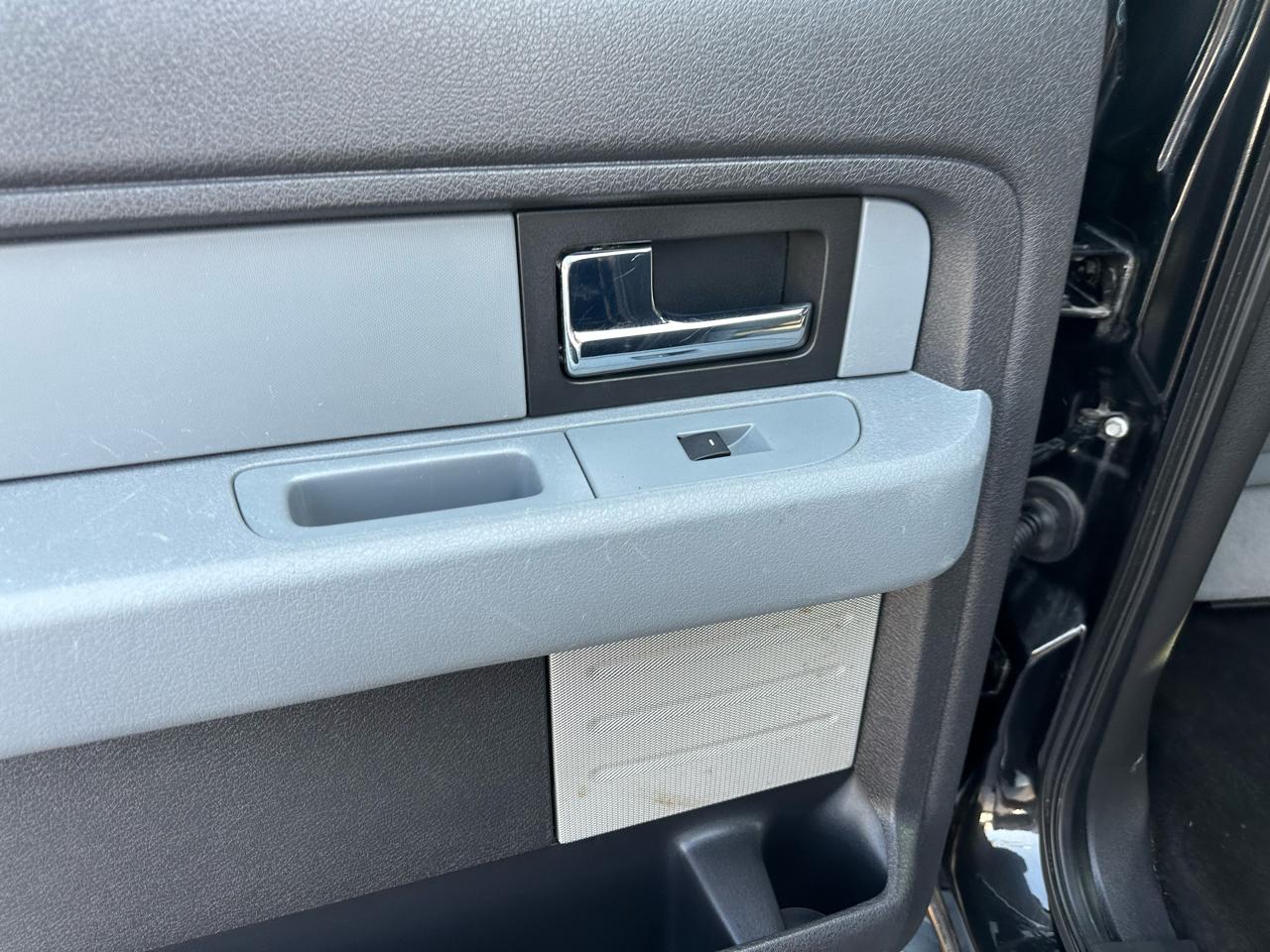 Ford F-150 4WD SuperCrew 145" Platinum 2013