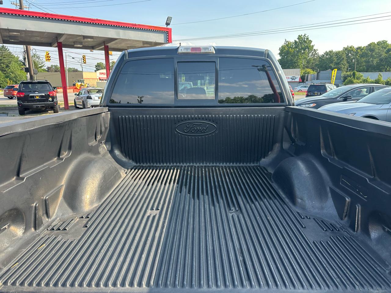 Ford F-150 4WD SuperCrew 145" Platinum 2013
