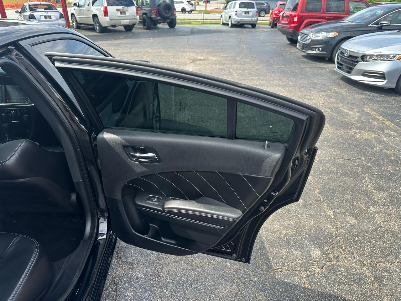 Dodge Charger 4dr Sdn RT Plus AWD 2014