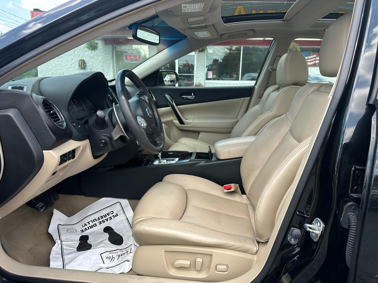 Nissan Maxima 4dr Sdn 3.5 SV w/Premium Pkg 2014