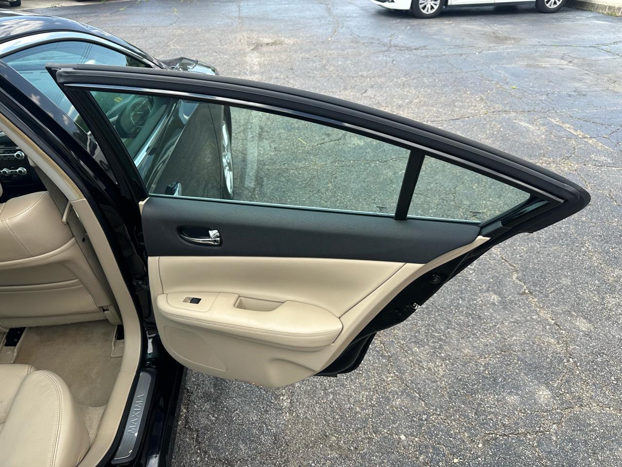 Nissan Maxima 4dr Sdn 3.5 SV w/Premium Pkg 2014